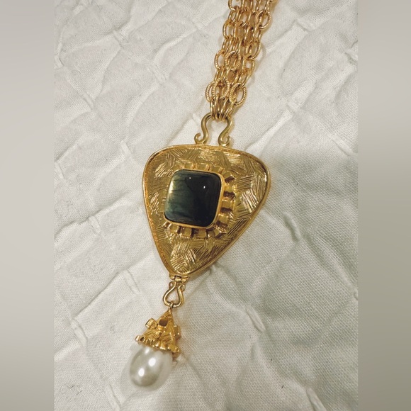 Julie Vos Statement Labradorite and Pearl pendant necklace